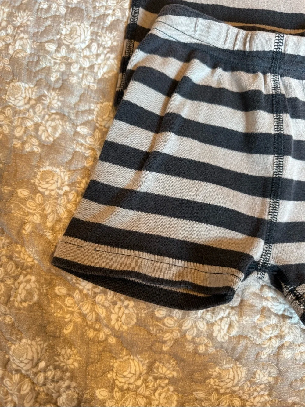 Hanna Andersson Black & Gray Striped Batman Pajama Set Boy 2t